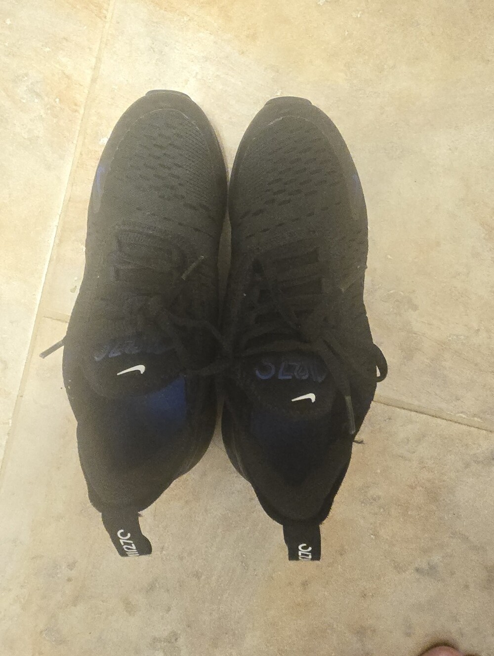 Nike Air Max 270 Black Blue Sneakers Youth Size 4Y